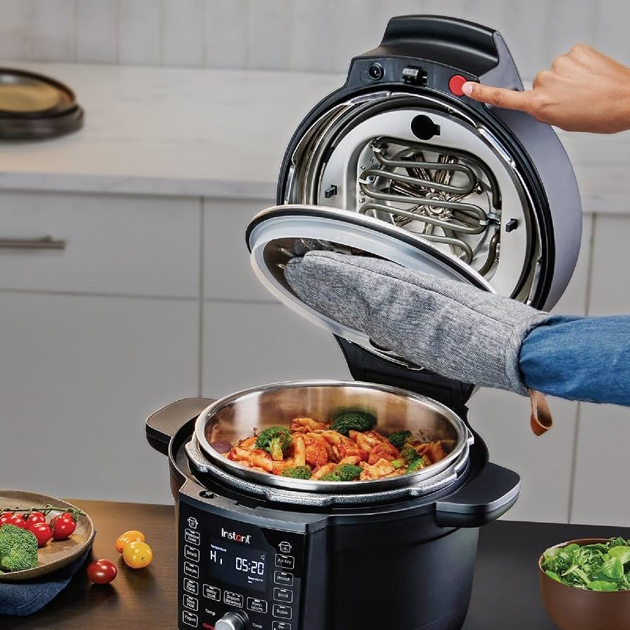 Instant Pot Duo Crisp with Ultimate Lid